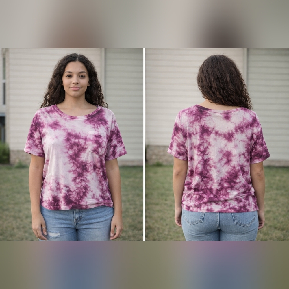 American Eagle Outfitters Burgundy and Cream Short Sleeve Tee